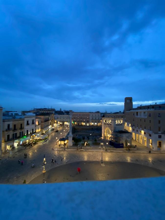 مبيت وإفطار ليتشي L'Attico Piazza Sant'Oronzo المظهر الخارجي الصورة
